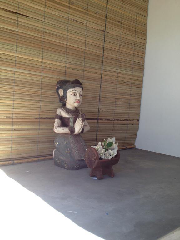 מנאדו Guesthouse The 4 Fish מראה חיצוני תמונה